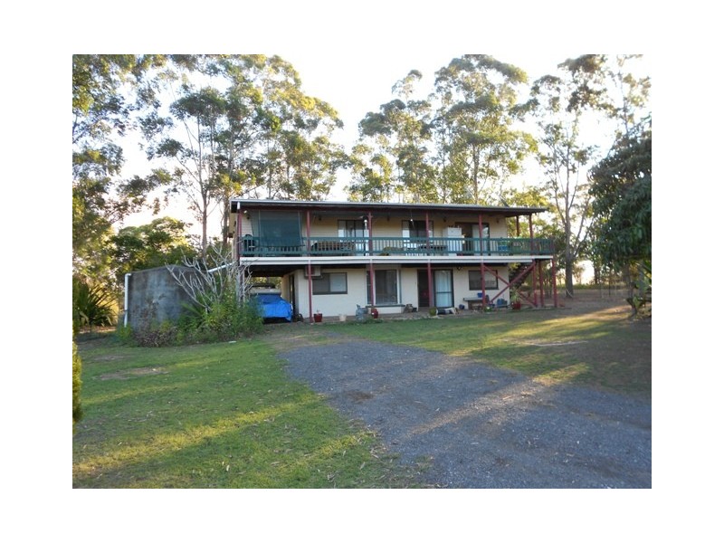 14 Gregory Rd, Traveston QLD 4570