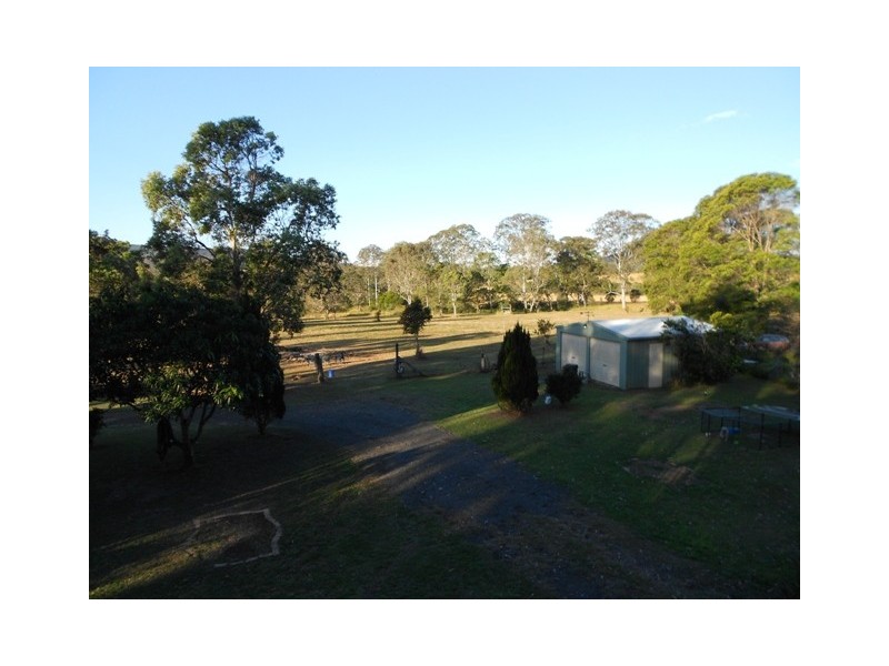 14 Gregory Rd, Traveston QLD 4570