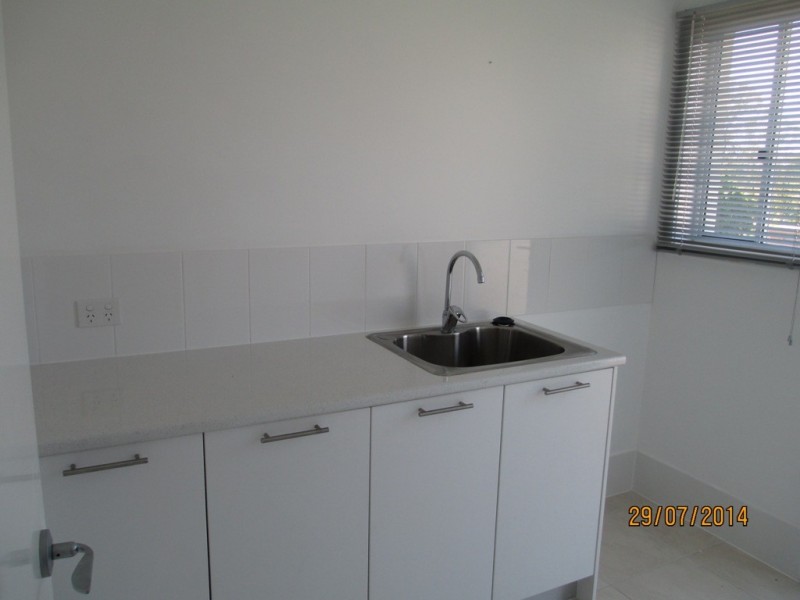 14 Suncrest Court, Southside QLD 4570