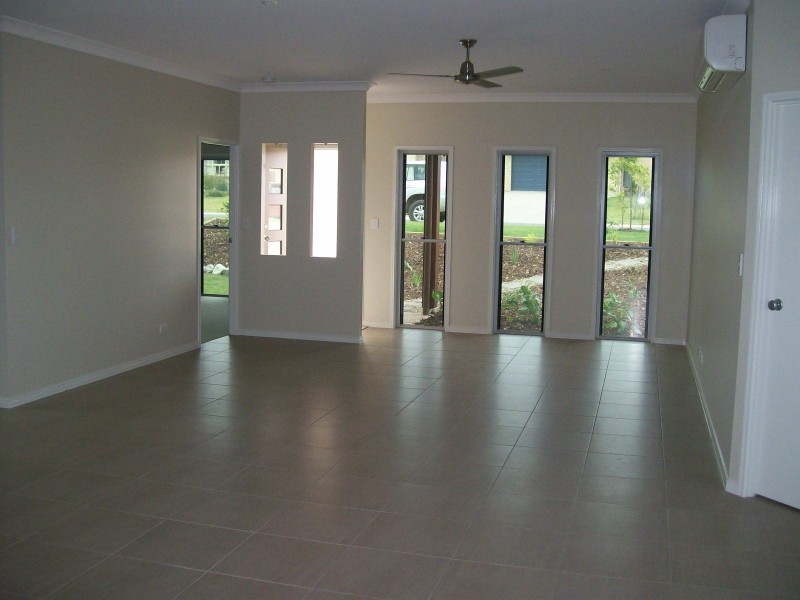 34 Ridgeview Dr, Gympie QLD 4570