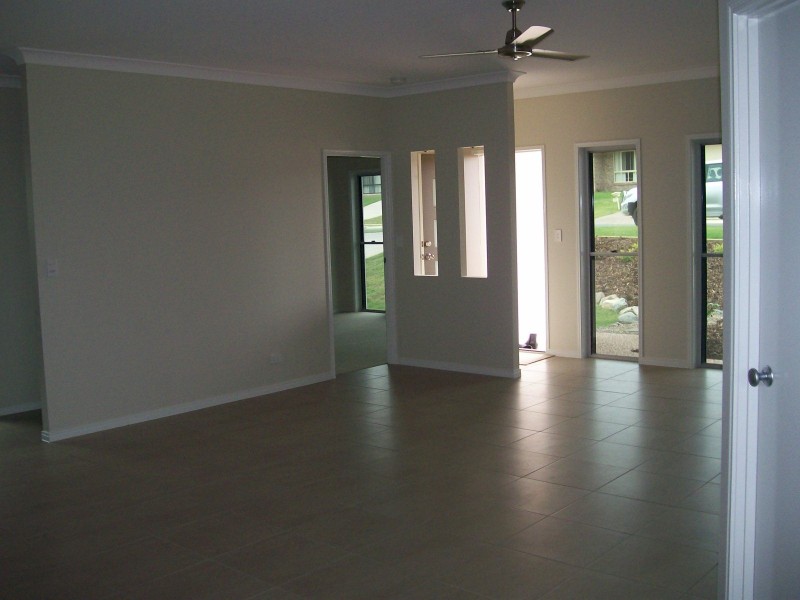 34 Ridgeview Dr, Gympie QLD 4570
