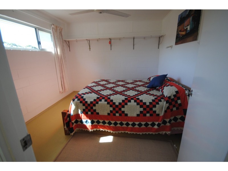 18 Investigator, Cooloola Cove QLD 4580