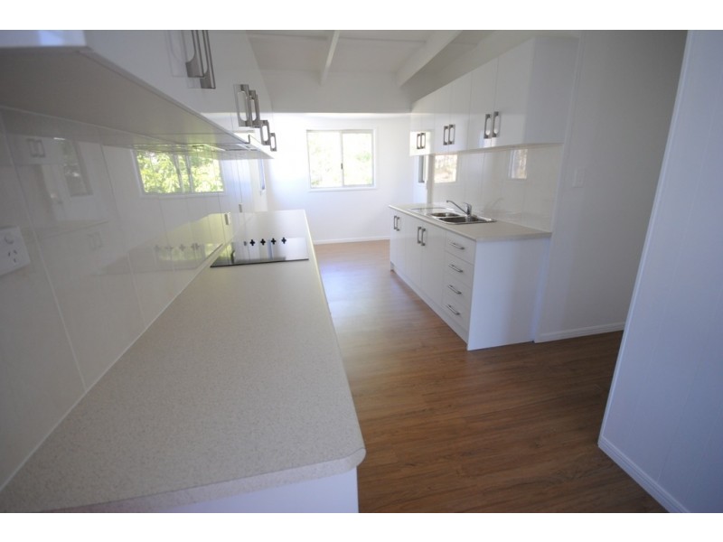 18 Investigator, Cooloola Cove QLD 4580