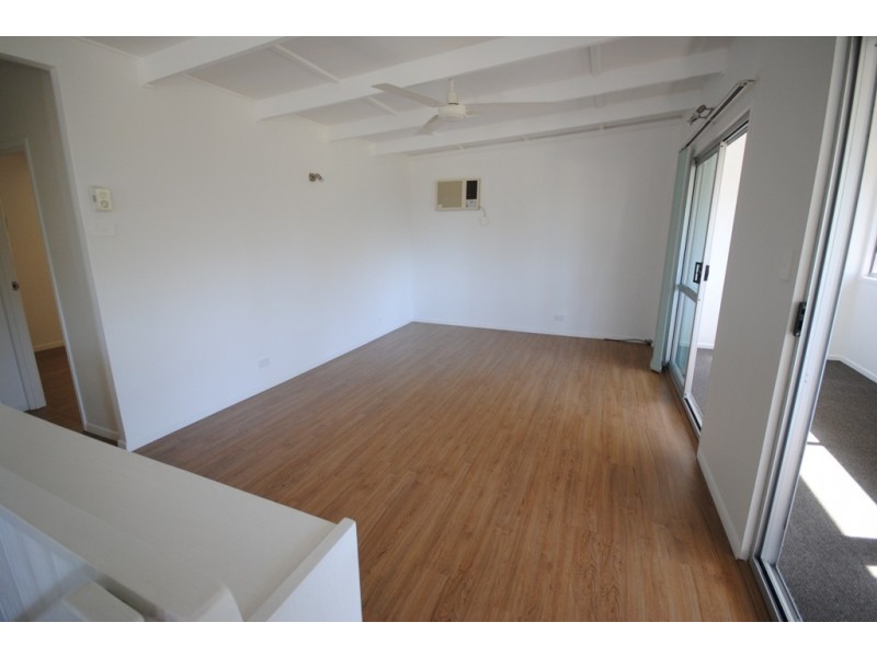 18 Investigator, Cooloola Cove QLD 4580