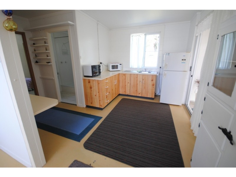 18 Investigator, Cooloola Cove QLD 4580