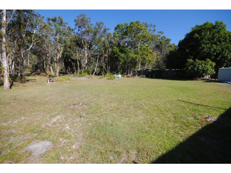 18 Investigator, Cooloola Cove QLD 4580