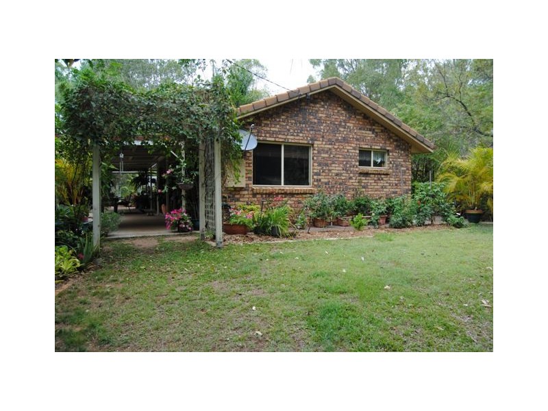 34 Kabi Cres, Widgee QLD 4570