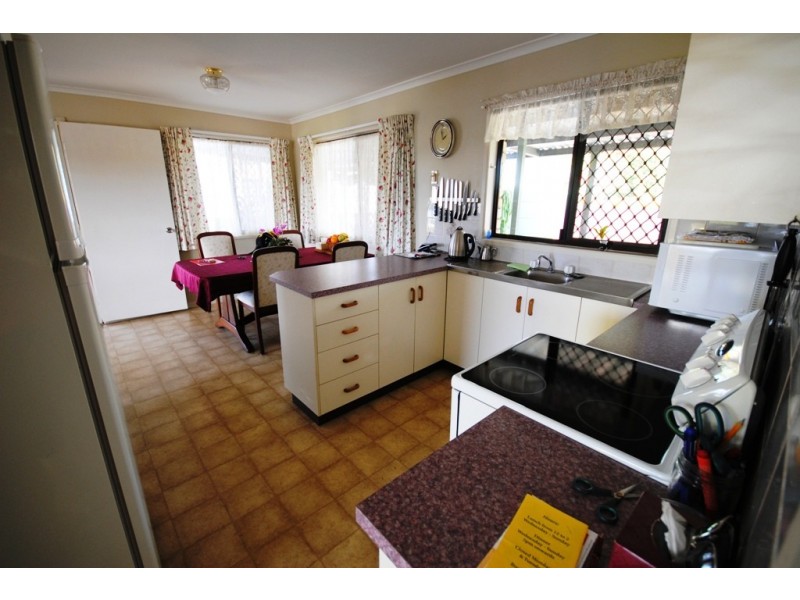 21 Crescent Rd, Gympie QLD 4570