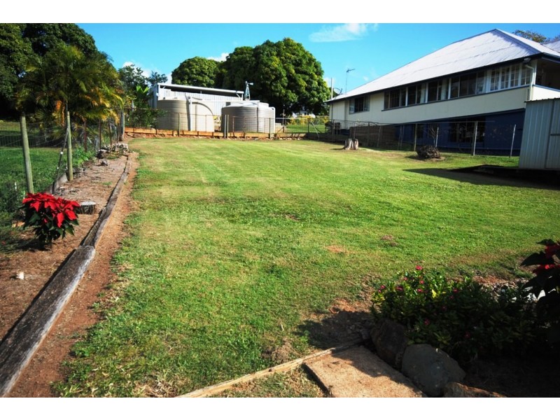 21 Crescent Rd, Gympie QLD 4570