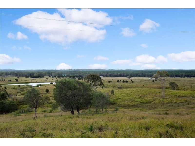 1718 Kin Kin Rd, Wolvi QLD 4570