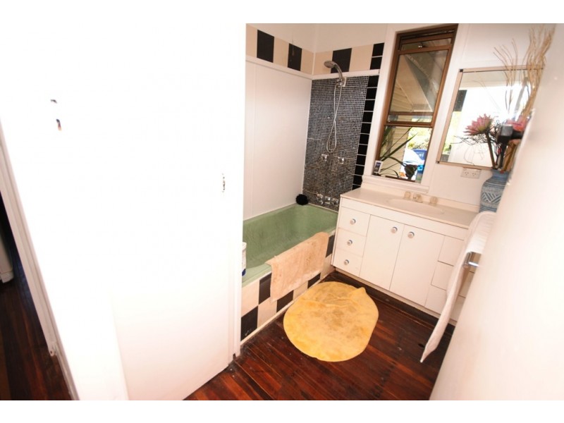 55 Burridge Rd, Woondum QLD 4570