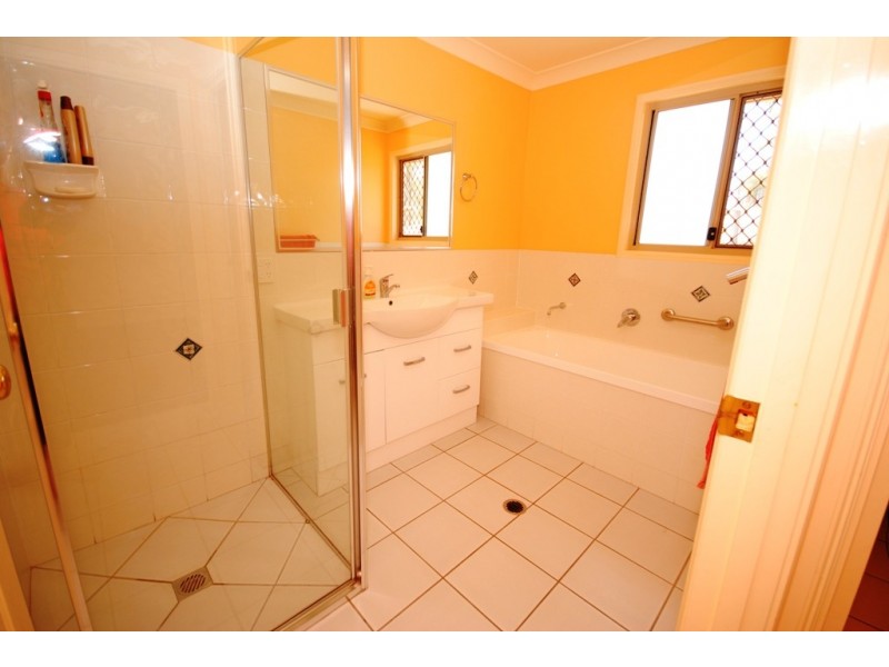 Curra QLD 4570