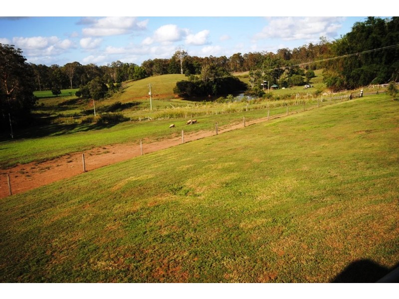 174 Wilsons Pocket, Goomboorian QLD 4570