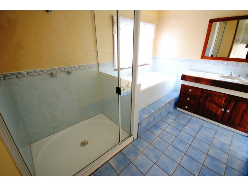 174 Wilsons Pocket, Goomboorian QLD 4570