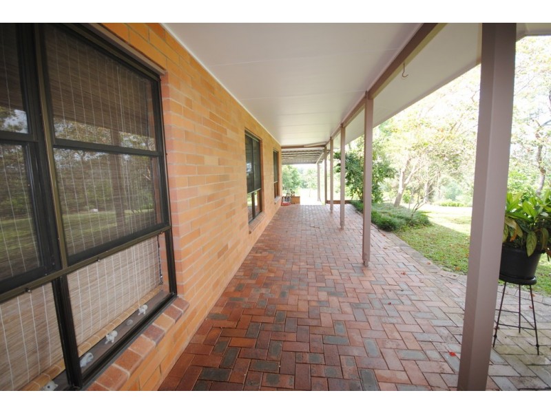 62 Window Rd, Canina QLD 4570