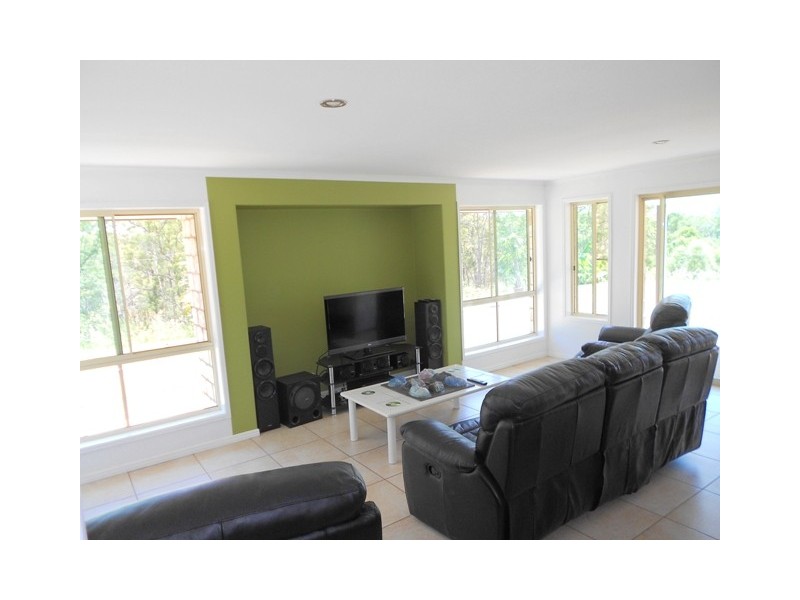 600 Lowe Rd, Bollier QLD 4570