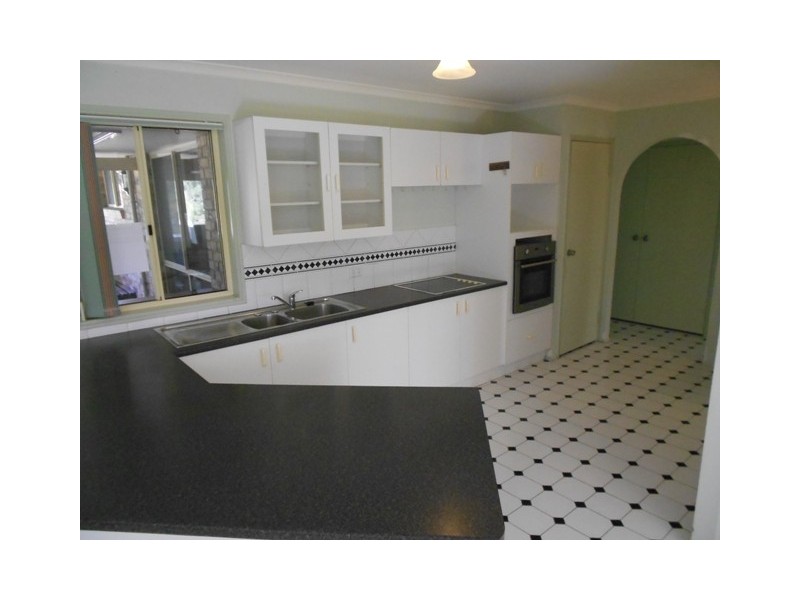 136 Tamaree Rd, Tamaree QLD 4570