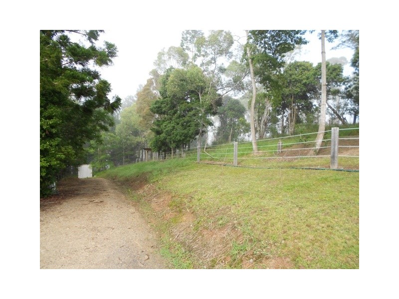 46 Morley Rd, Canina QLD 4570