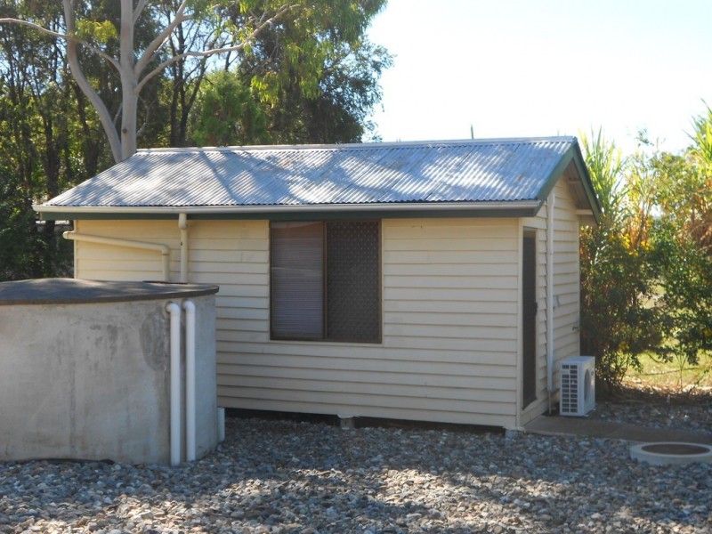 13 Crescent St, Kilkivan QLD 4600