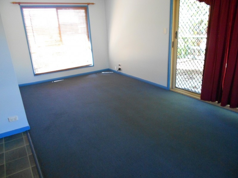 13 Crescent St, Kilkivan QLD 4600