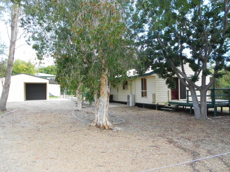 13 Crescent St, Kilkivan QLD 4600