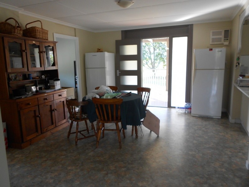 4797 Glenbar Rd, Tiaro QLD 4650