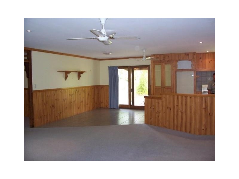 164 Queen Elizabeth Dr, Cooloola Cove QLD 4580