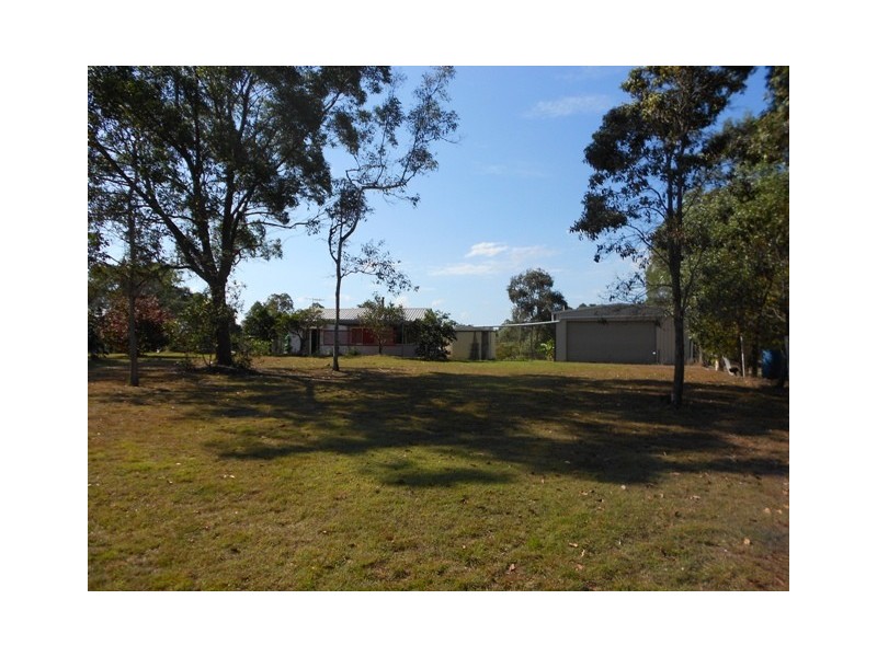 10 Taylor Rd, Veteran QLD 4570