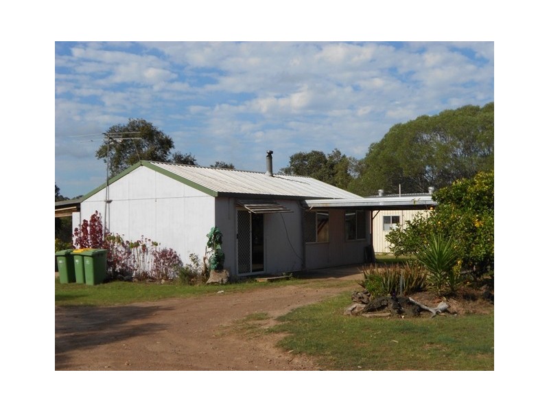 10 Taylor Rd, Veteran QLD 4570