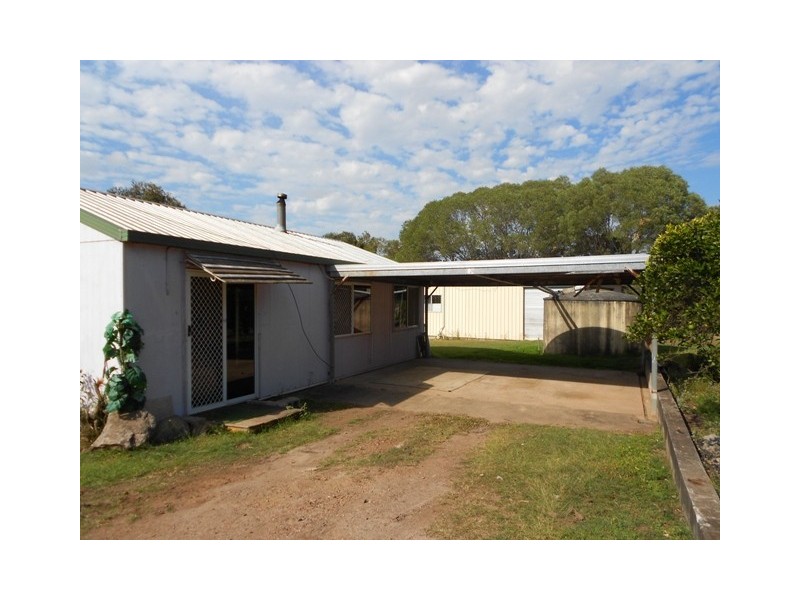 10 Taylor Rd, Veteran QLD 4570