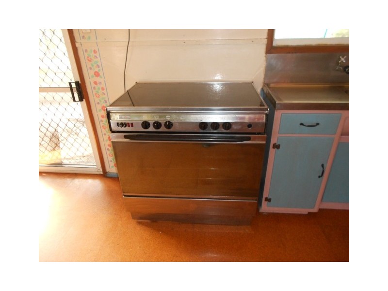 10 Taylor Rd, Veteran QLD 4570