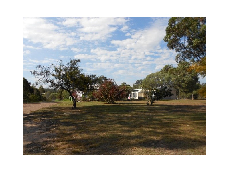 10 Taylor Rd, Veteran QLD 4570