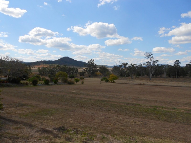 16 Kitt Cres, Kilkivan QLD 4600