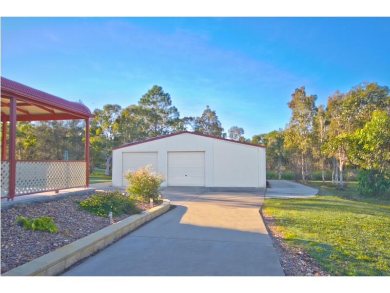 21 Endeavour Drive, Cooloola Cove QLD 4580