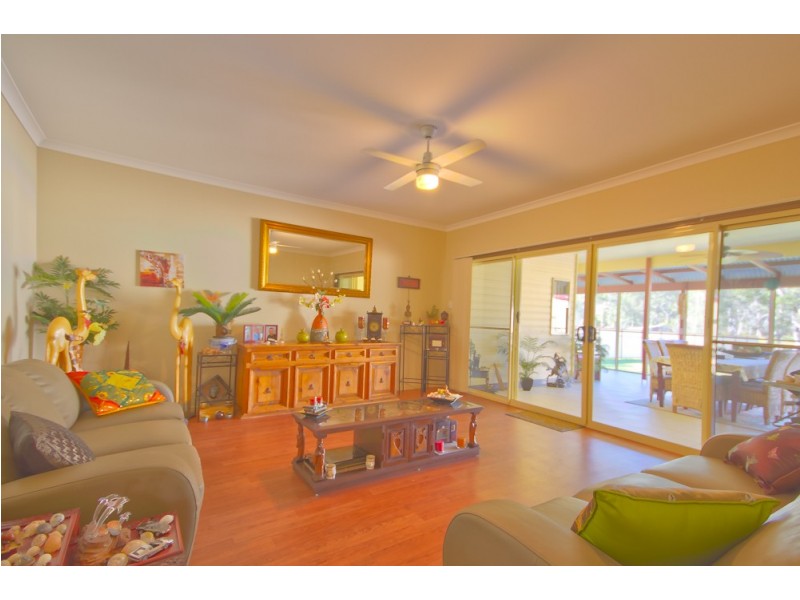 21 Endeavour Drive, Cooloola Cove QLD 4580