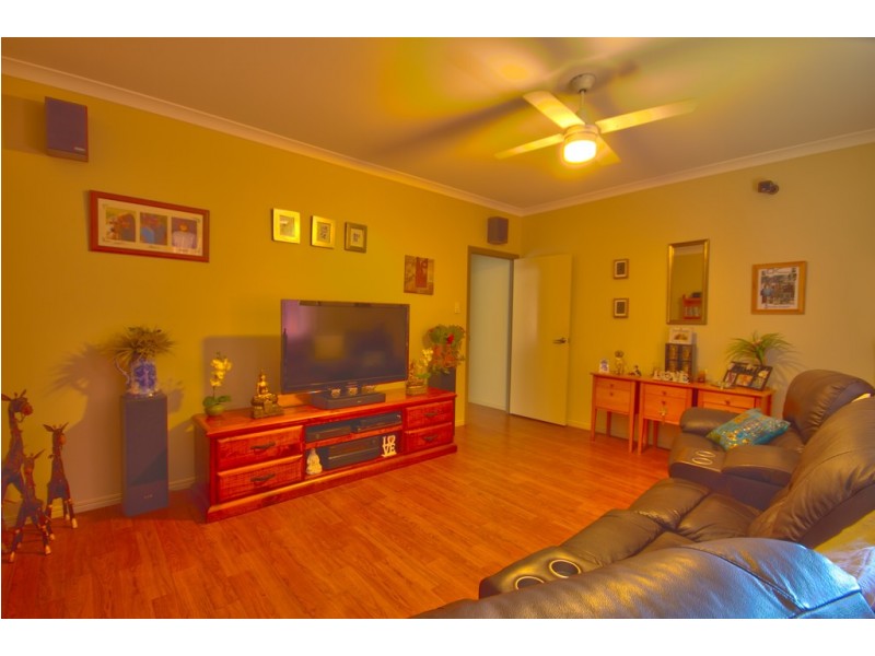 21 Endeavour Drive, Cooloola Cove QLD 4580