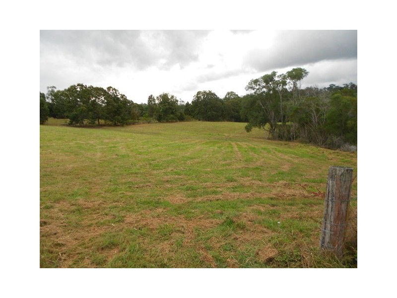 168 Fritz Rd, Chatsworth QLD 4570