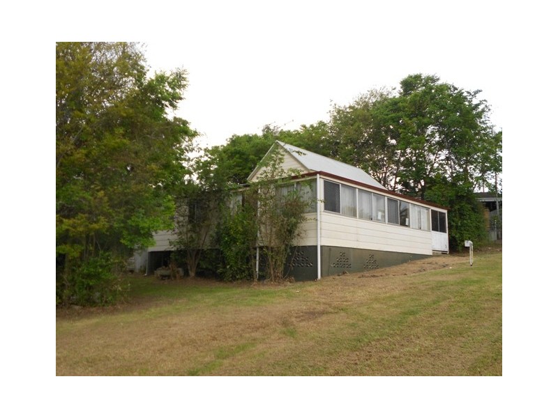 4 Dudley St, Gympie QLD 4570