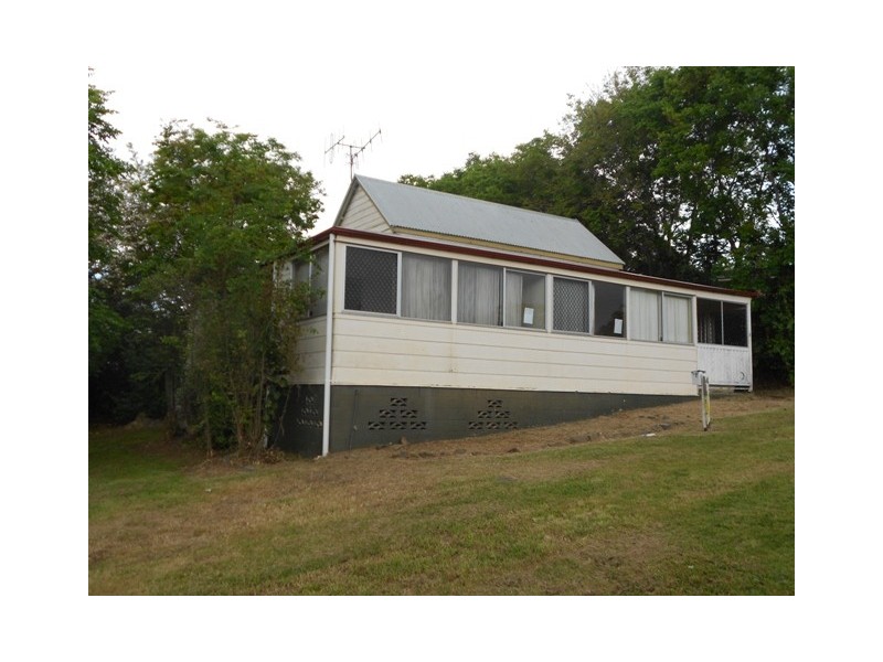 4 Dudley St, Gympie QLD 4570