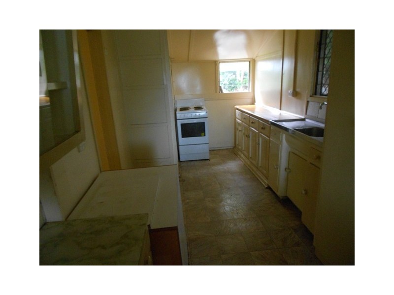 4 Dudley St, Gympie QLD 4570