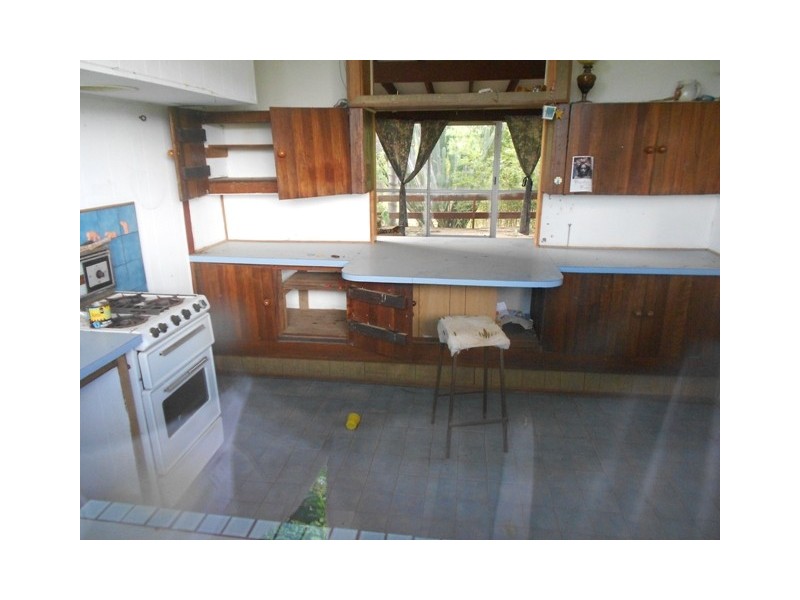 48 Laurel Rd, Veteran QLD 4570