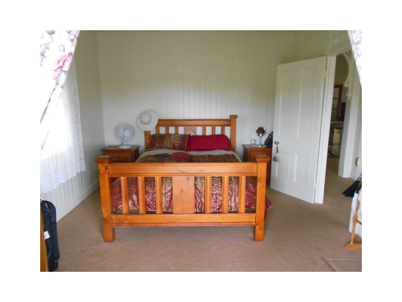 271 Sandy Creek rd, Veteran QLD 4570