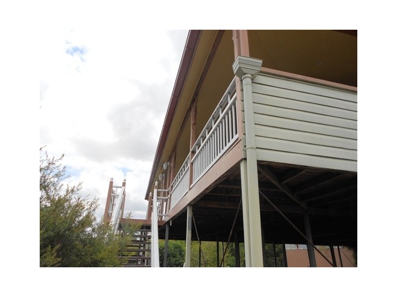 271 Sandy Creek rd, Veteran QLD 4570