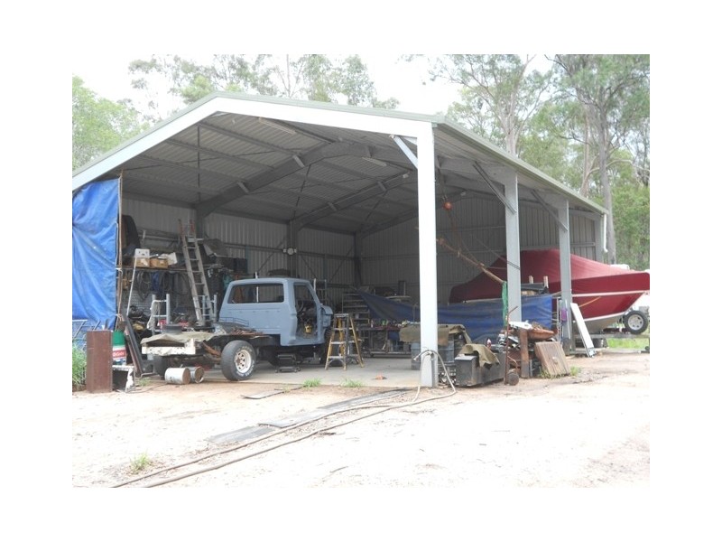 61 Petersen Rd, Bells Bridge QLD 4570