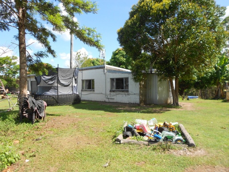 156 Hill rd, Mothar Mountain QLD 4570