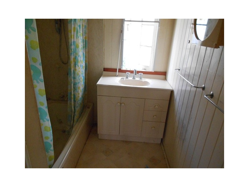 11 Murphy St,, Goomeri QLD 4601