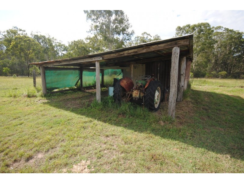 737 Old Gympie, Paterson QLD 4570