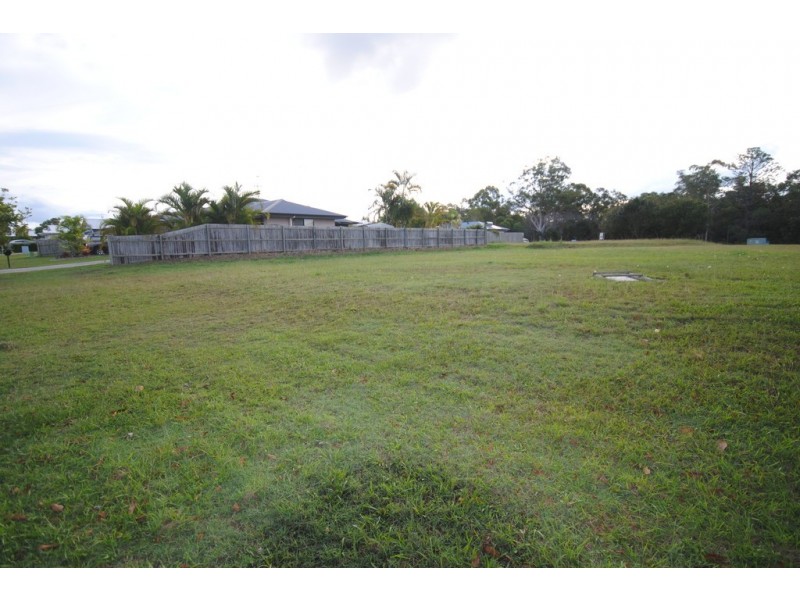 2 Dianella Crct, Cooloola Cove QLD 4580