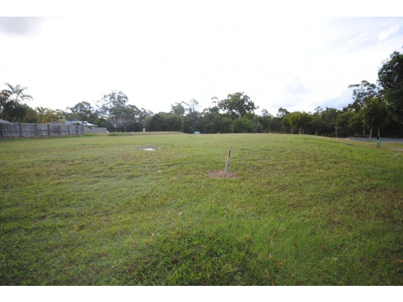 2 Dianella Crct, Cooloola Cove QLD 4580