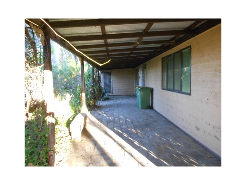 150 old veteran rd, Veteran QLD 4570